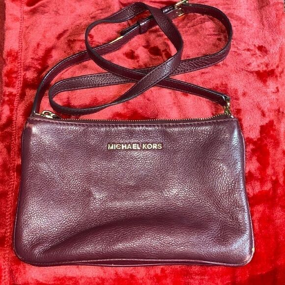 Michael Kors adele triple zip crossbody *Sale* Bundle 2 purses for $60 - Picture 1 of 13